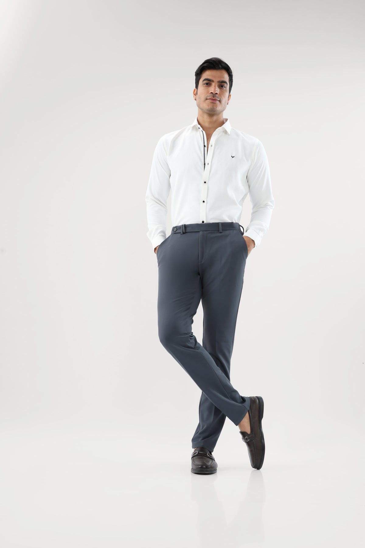 Aero 56 - Slate Grey