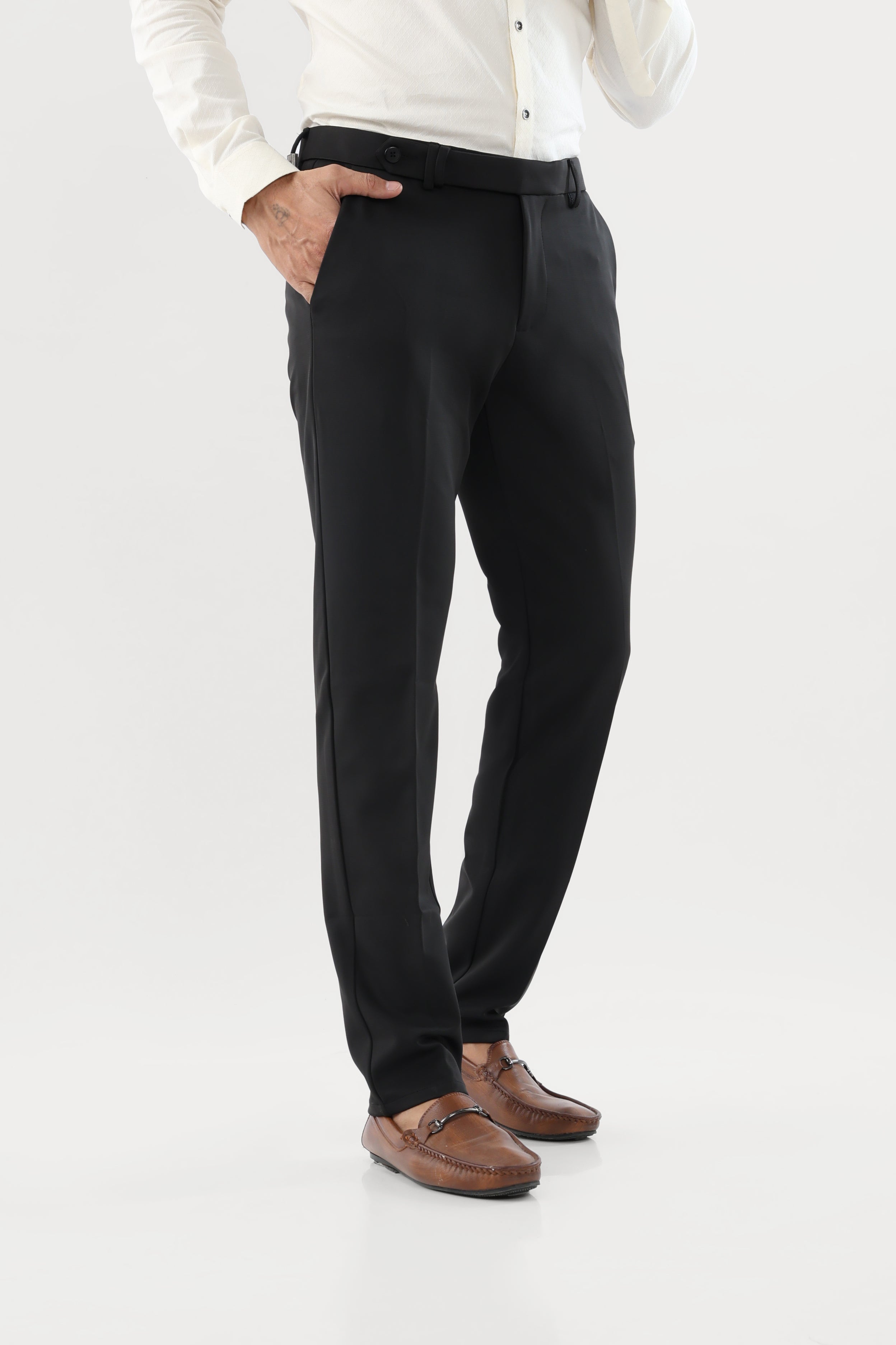Aero 56 - Black
