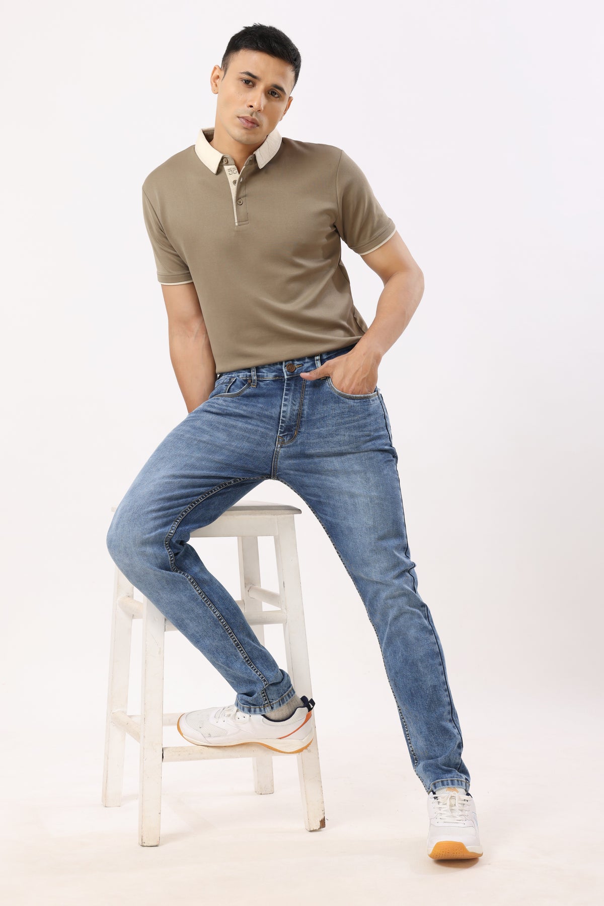 2009 Straight Fit Jeans Washed Blue