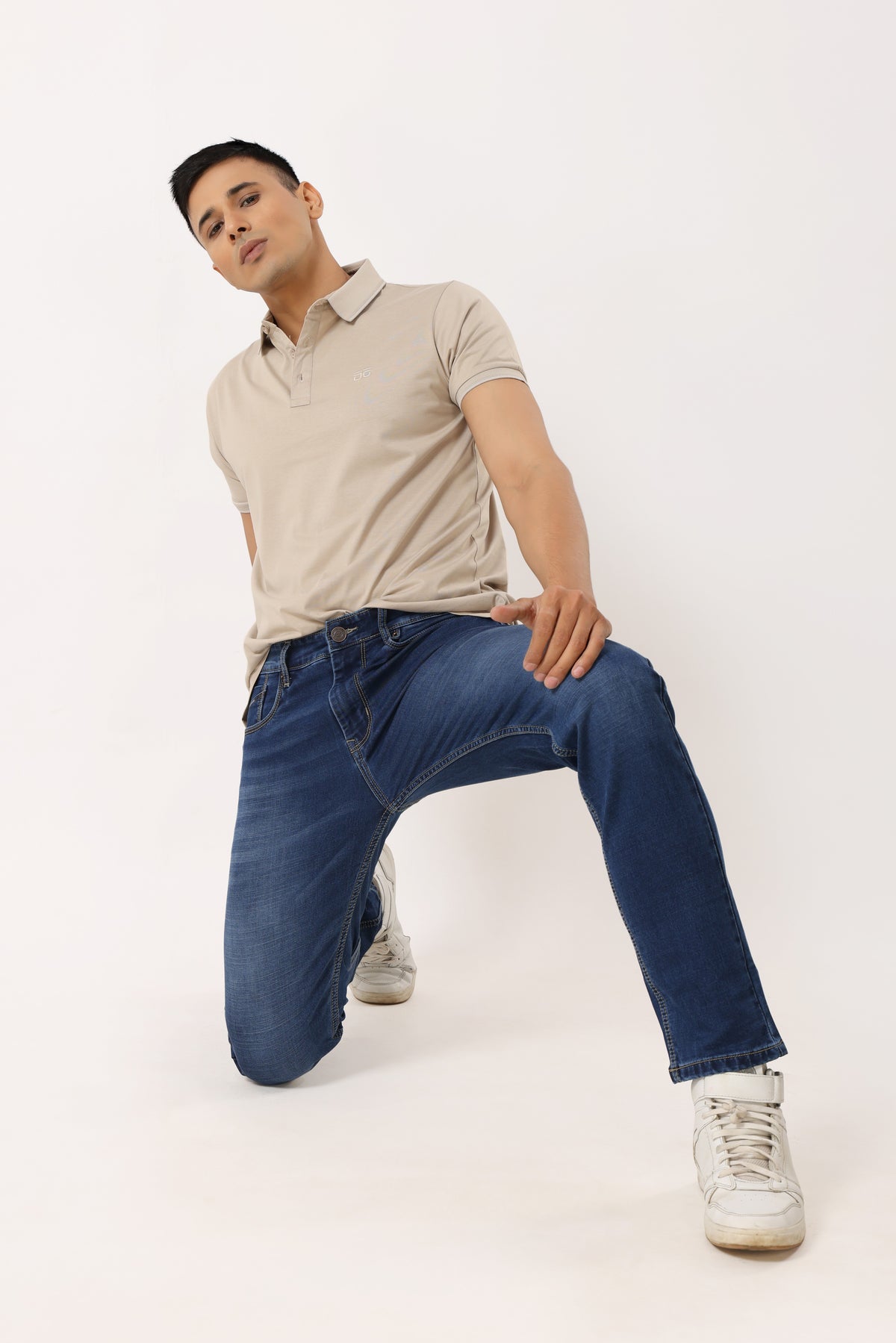 4003 Straight Fit Jeans